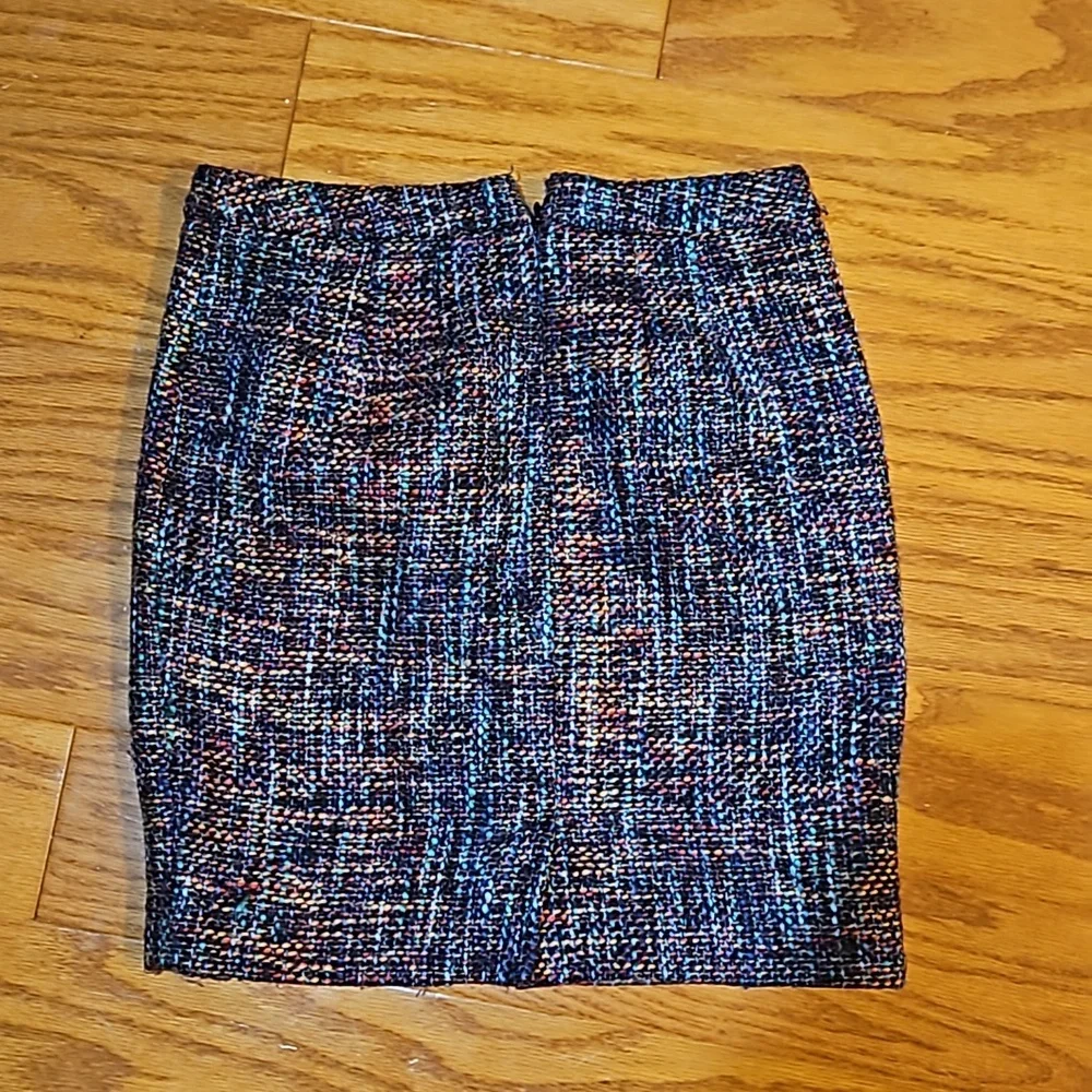 LOFT Multi Color Tweed Skirt - Picture 3 of 6